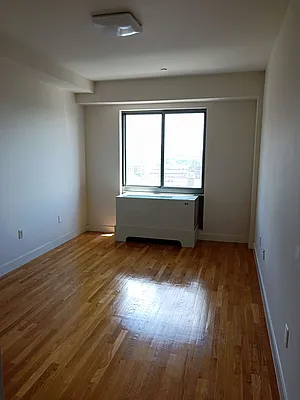 Rented by SunAmerica Realty Group Inc (DO NOT USE) | media 4