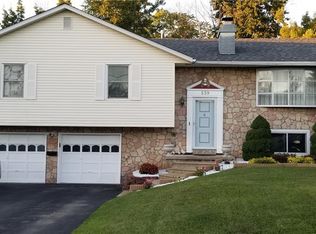 539 Cedarbrook Cres, Utica, NY 13502