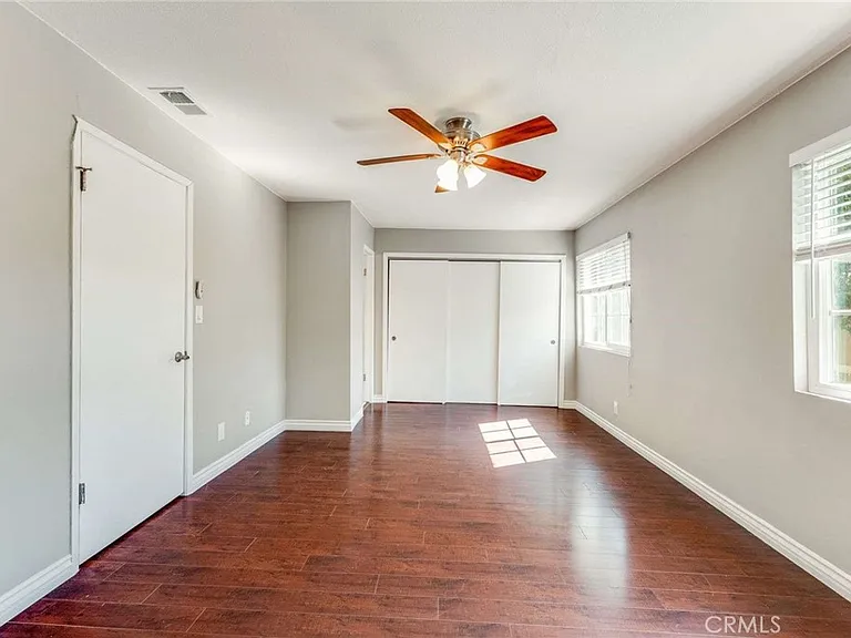 623 E Matchwood Pl — Photo 12