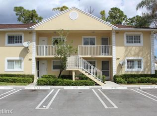 1004 Palm Beach Trace Dr, Royal Palm Beach, FL 33411
