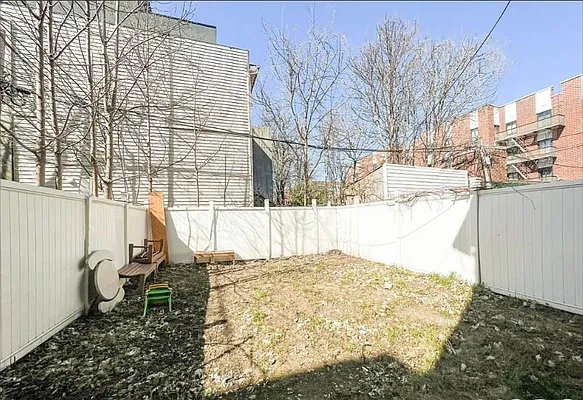 Rented by MADEHOME | media 9