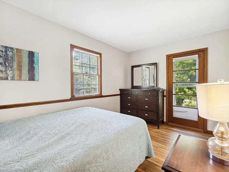 10527 Morgan Ave S — Photo 28