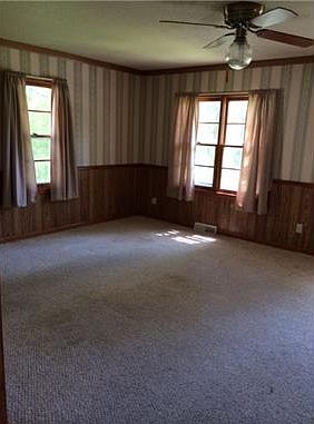 3rd image of 5221 Yecker Ave
