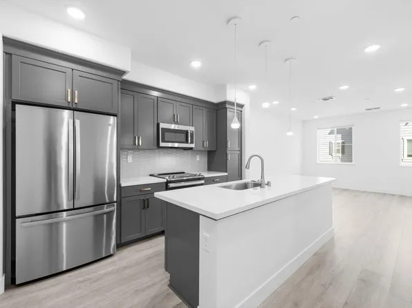 339 Pear Tree Terrace #C, Napa, CA 94558