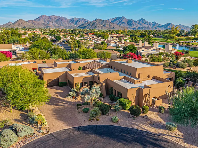 8406 E Calle Buena Vis — Photo 86