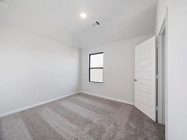 25290 Pomegranate Pl — Photo 5