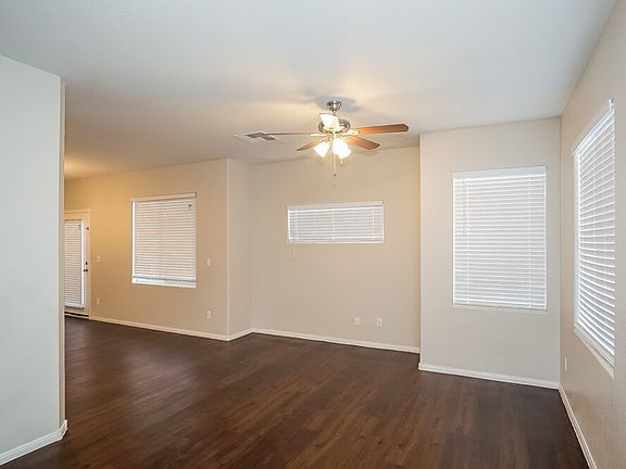 4th image of 8567 Peaceful Dreams St