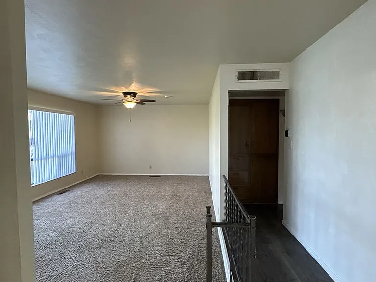 3504 W Cutler Ave — Photo 4
