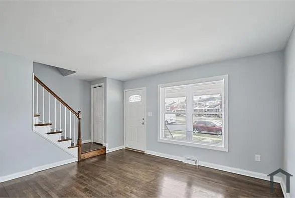 3 bed, 1258 sqft, $1,850 — Photo 4