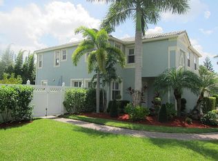 9830 Warner Ln, Wellington, FL 33414