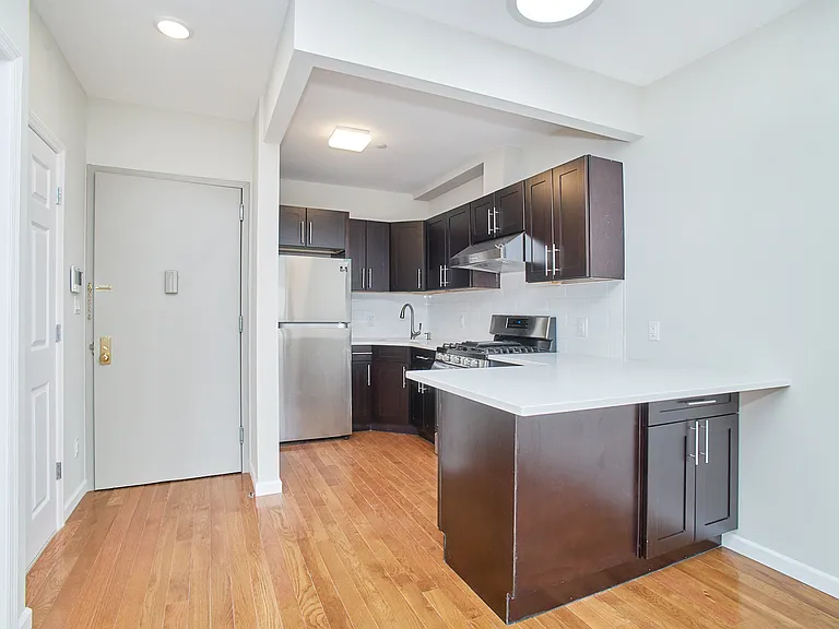 6703 13th Ave #3B — Photo 8