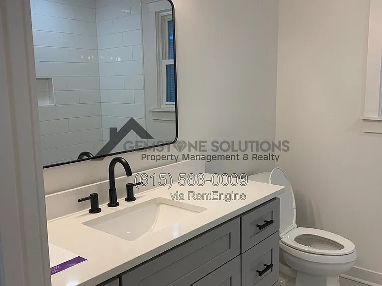 217 Oxford Dr — Photo 15