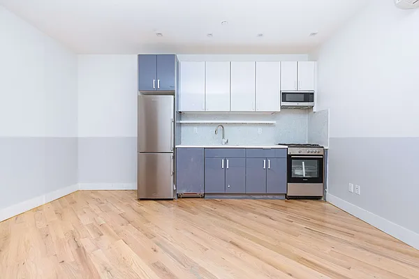 Rented by Nooklyn NYC LLC | media 22