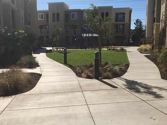 GREEN AREA WITH PLAY STRUCTURE 2