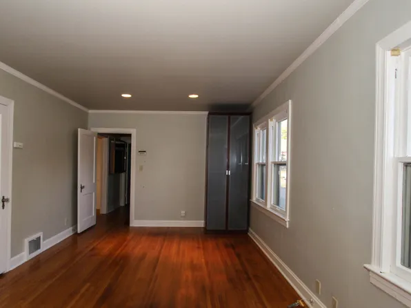 2124 E 19th St, Tulsa, OK 74104