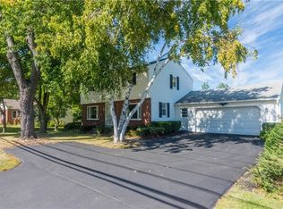 1850 English Rd, Rochester, NY 14616