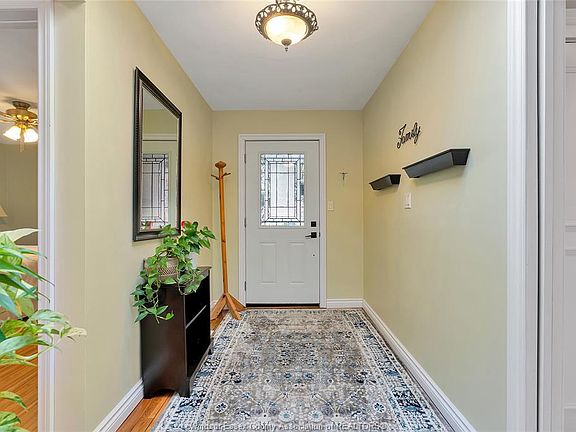 5th image of 331 Lesperance Rd
