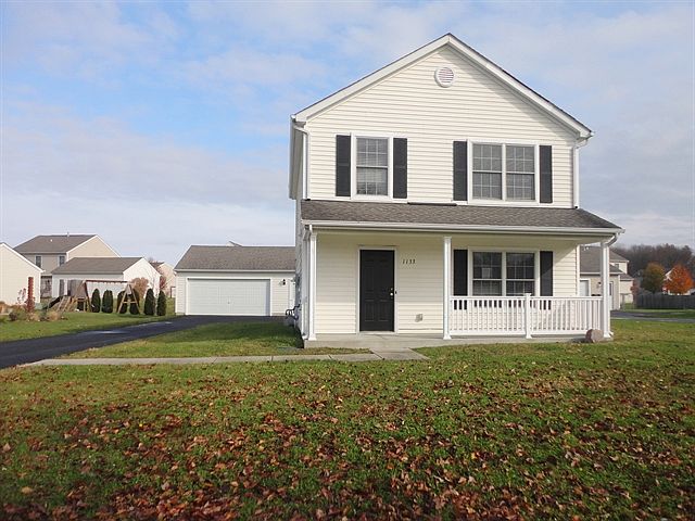 1st image of 1133 Lake Forest Dr