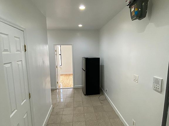2nd image of 442 W 54th St #64