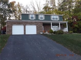4237 Stratford Dr, Irwin, PA