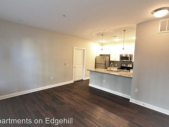 5th image of 1320 Norton Ave APT 14
