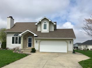 202 Santa Fe Ave, Effingham, IL 62401