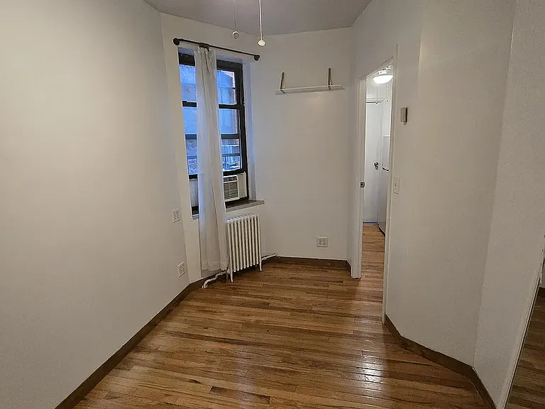 97 Allen St #5 — Photo 1