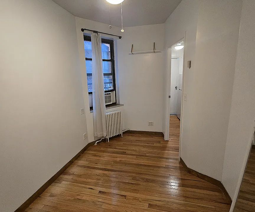 1st image of 97 Allen St APT 5