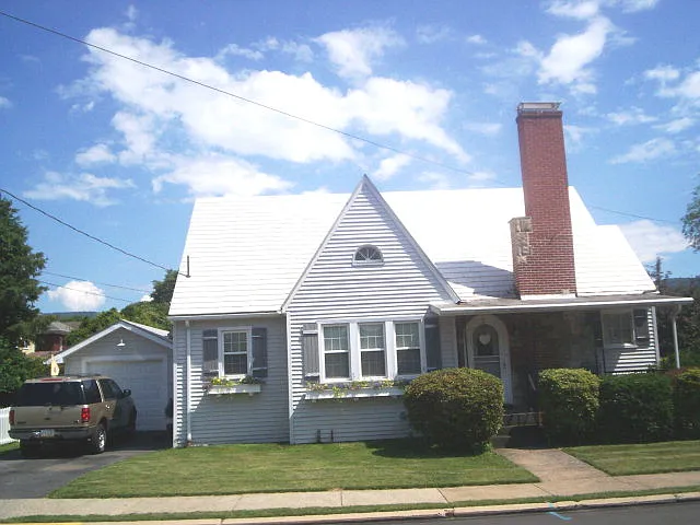 120 E Fleming Ave photo 1