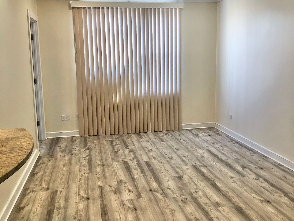 1st image of 15010 71st Ave #501