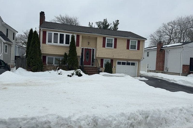 1st image of 158 Bonham Rd