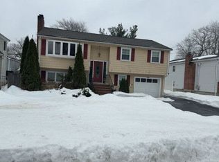 158 Bonham Rd, Dedham, MA 02026