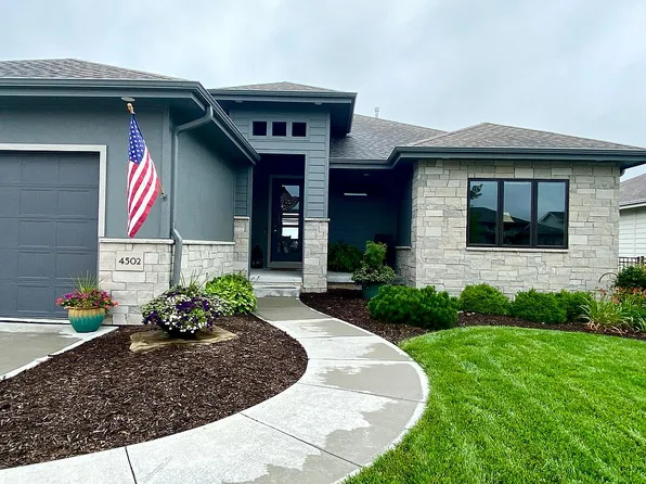 4502 S 220th St, Elkhorn, NE 68022