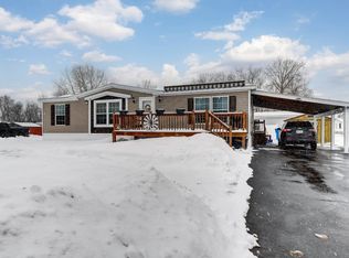 22 Leto Ln, Johnstown, NY 12095