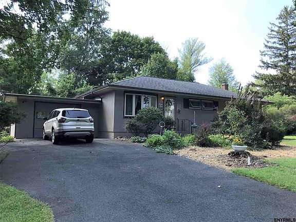 2nd image of 23 Tipton Dr
