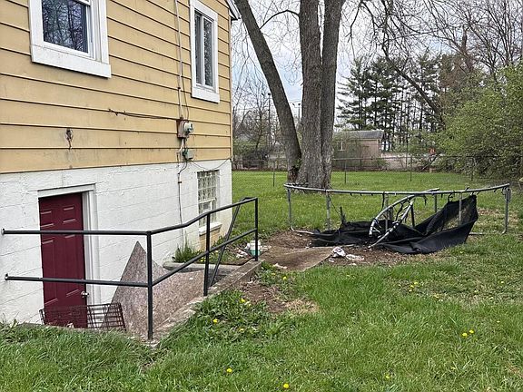 2nd image of 2672 Arcola Rd