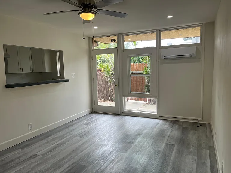 5147 E Carson St #1/2 — Photo 5