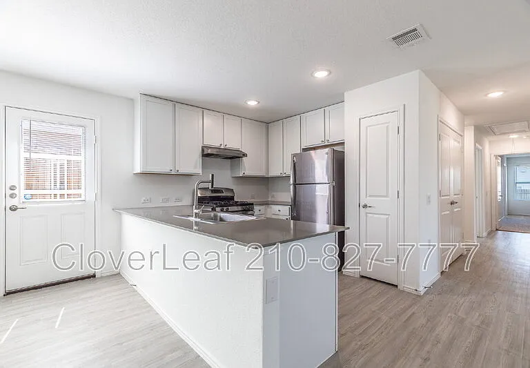 4407 Grassland Pass — Photo 12