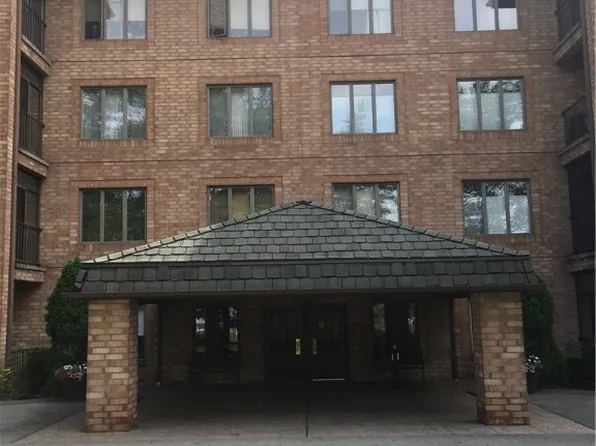 2525 Greensburg Pike, Pittsburgh, PA 15221