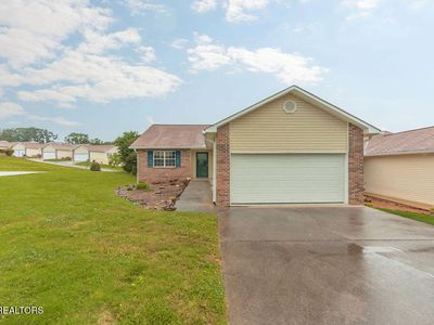132 Executive Meadows Dr, Lenoir City, TN, 37771