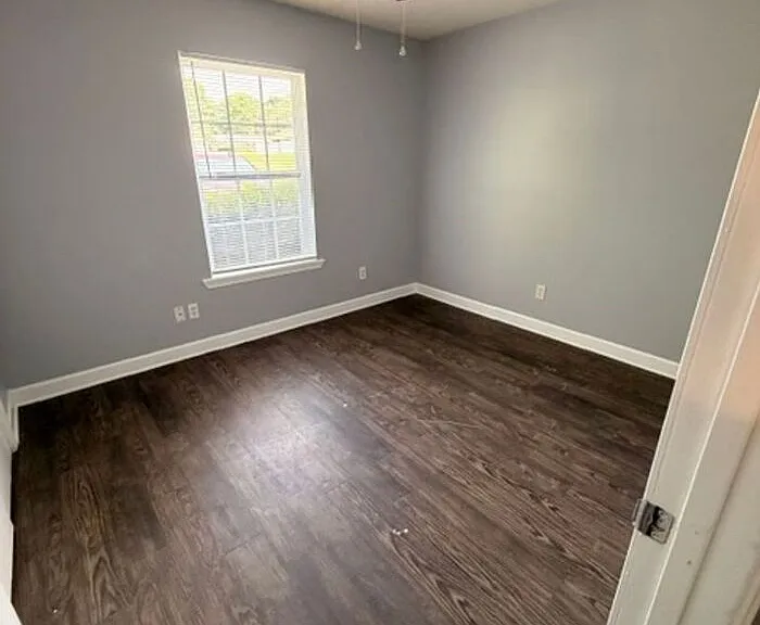 948 Wildwood Ln — Photo 6