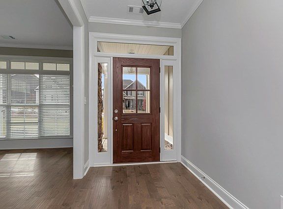 4th image of 6315 Southbroom Dr