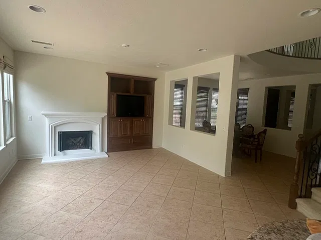 27582 Country Lane Rd