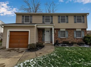 19 E Bihrwood Dr, West Seneca, NY 14224