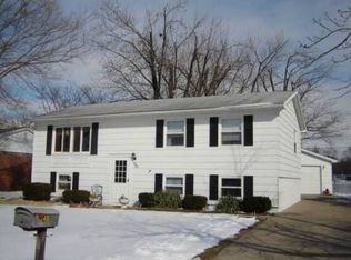 248 Briargate Rd, Washington, IL 61571