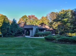 48 Bowens Rd, Spring Brook Township, PA 18444