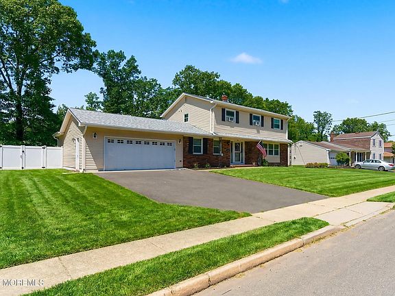 2nd image of 24 Livingston Drive