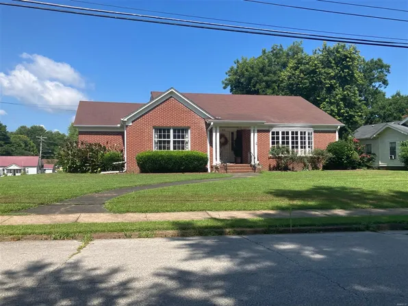 410 S High St, Trenton, TN 38382