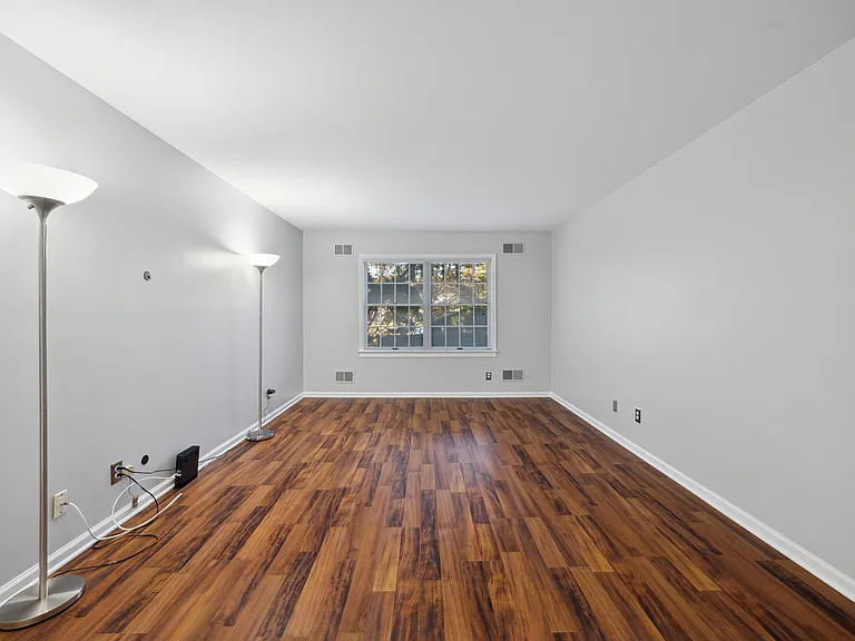 70 Harristown Rd #1 — Photo 15