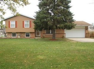 552 Glenwood Dr, Valparaiso, IN 46385